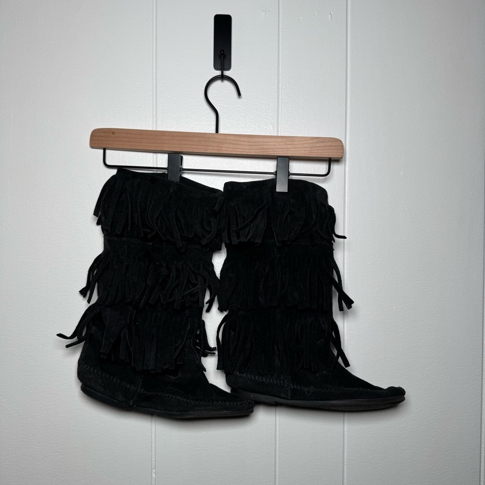 Minnetonka Black Fringe Moccasins